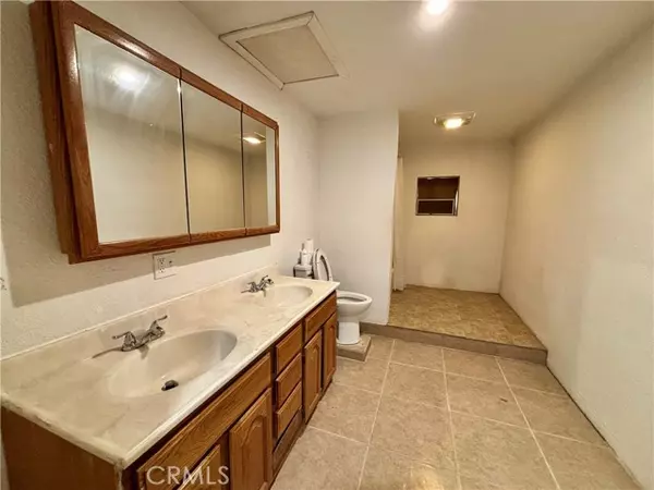 Newberry Springs, CA 92365,32900 Dune Road.