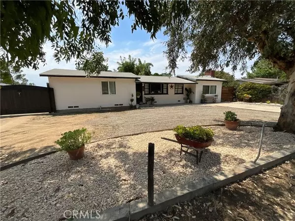 Yucaipa, CA 92399,12572 14th Street