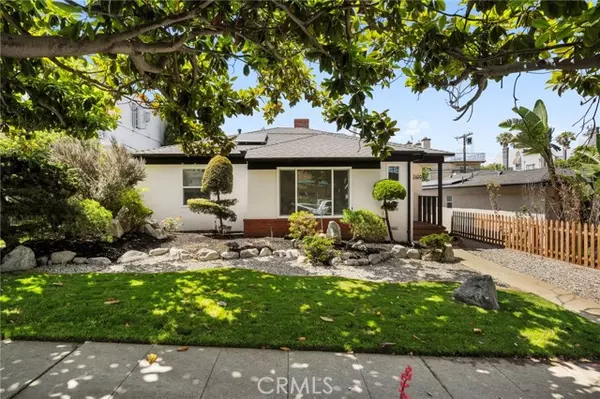 7406 W 85th Street, Los Angeles, CA 90045