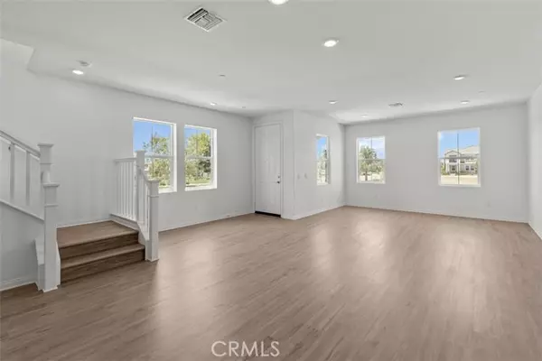 Ontario, CA 91761,4293 S Hermosa Paseo