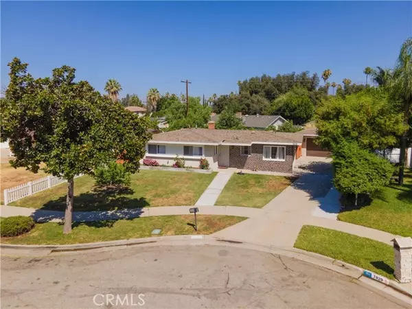 7839 Los Arboles Place, Riverside, CA 92504