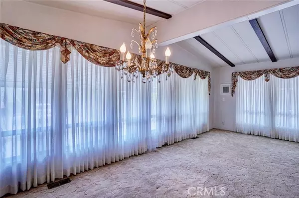 Anaheim, CA 92801,1919 W Coronet Avenue #75