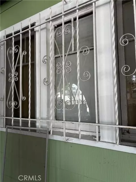 Los Angeles, CA 90065,552 Cypress Avenue