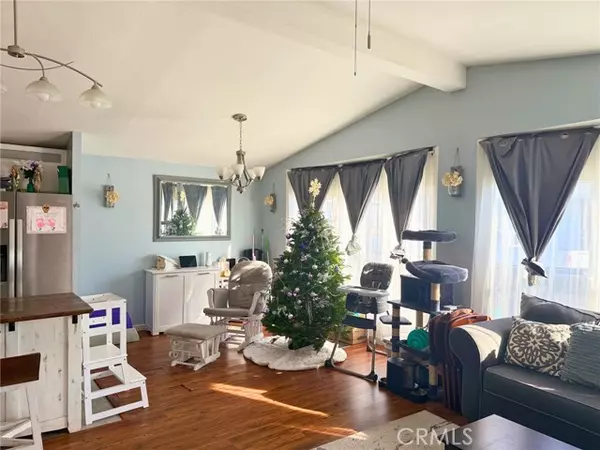 Jurupa Valley, CA 92509,4080 Pedley Road #211