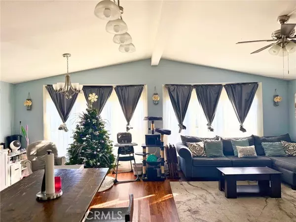 Jurupa Valley, CA 92509,4080 Pedley Road #211