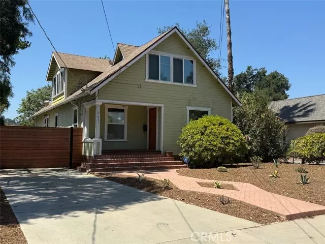 881 Winona Avenue, Pasadena, CA 91103