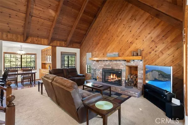 Lake Arrowhead, CA 92352,305 Auburn Drive