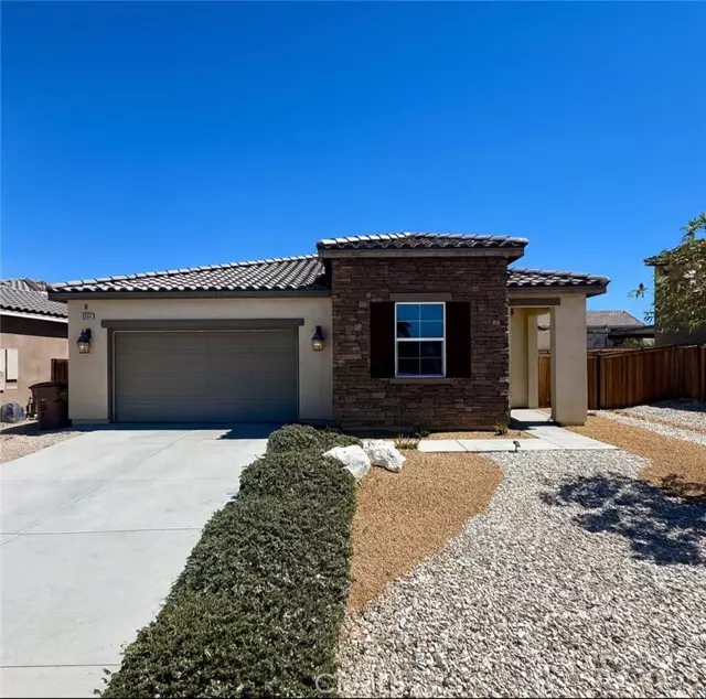 Hesperia, CA 92344,9247 Barnwood