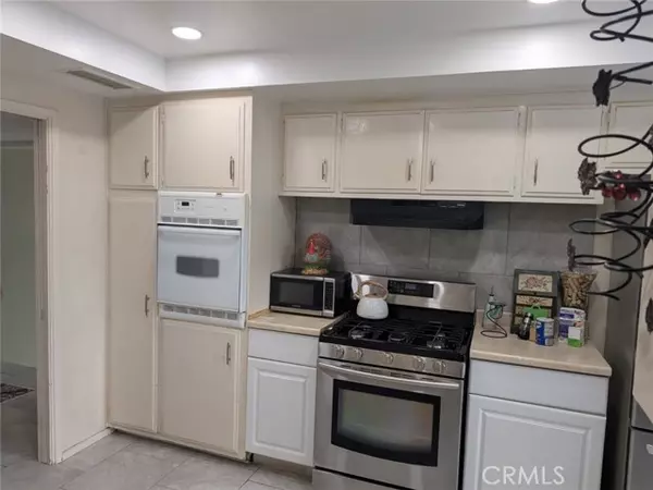 Victorville, CA 92395,13997 Wimbleton Drive
