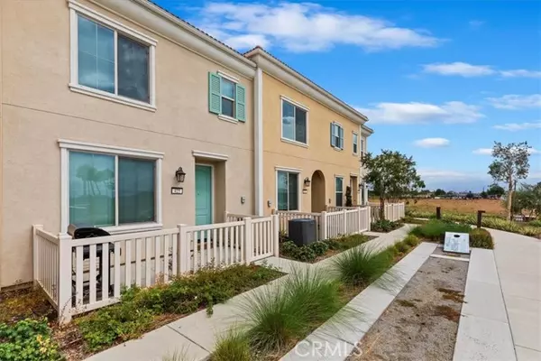 Rialto, CA 92376,425 beechwood