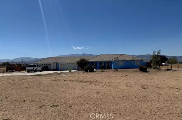 6895 Coyote Rd, Phelan, CA 92371