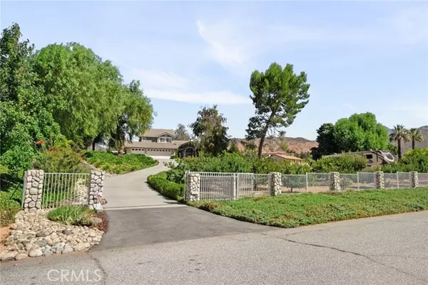 Yucaipa, CA 92399,10684 Lakeview Road