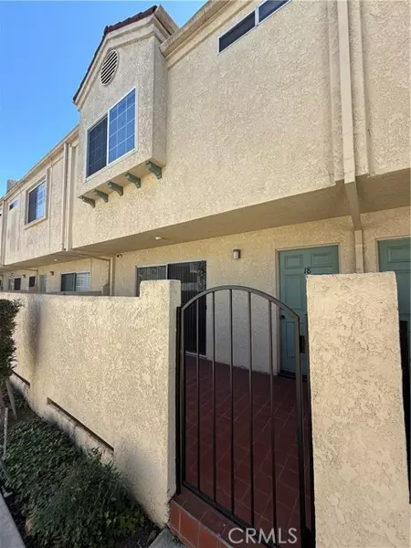 401 W 220th #18 Street, Carson, CA 90745