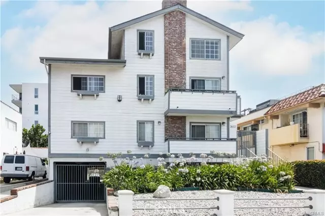 Los Angeles, CA 90034,3632 Dunn #1