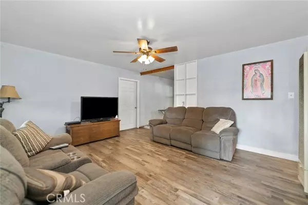 Riverside, CA 92503,8925 Penny