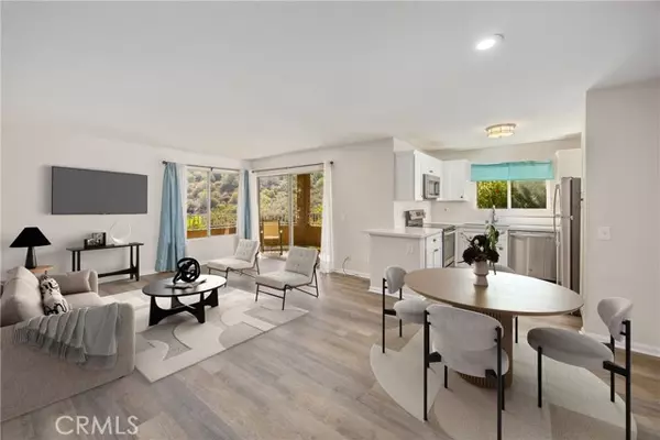 Corona, CA 92882,2500 San Gabriel #202