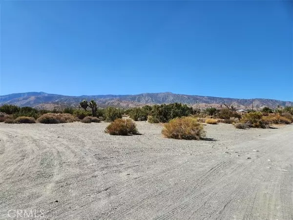 12 Cambria Road, Pinon Hills, CA 92372