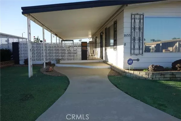 Hemet, CA 92543,1655 Santa Susana