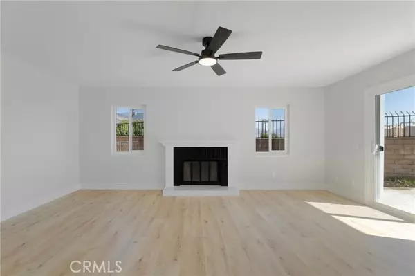 San Bernardino, CA 92407,4905 Village Green