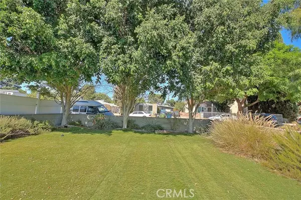 San Fernando, CA 91345,15524 Lemarsh Street