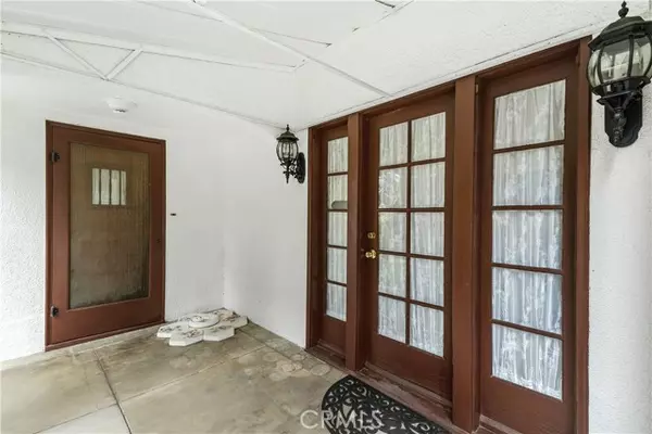 Redlands, CA 92373,24 N Buena Vista Street