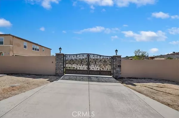 Riverside, CA 92504,16069 Ranchview Court