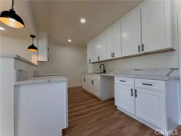 San Bernardino, CA 92407,3230 Bronson