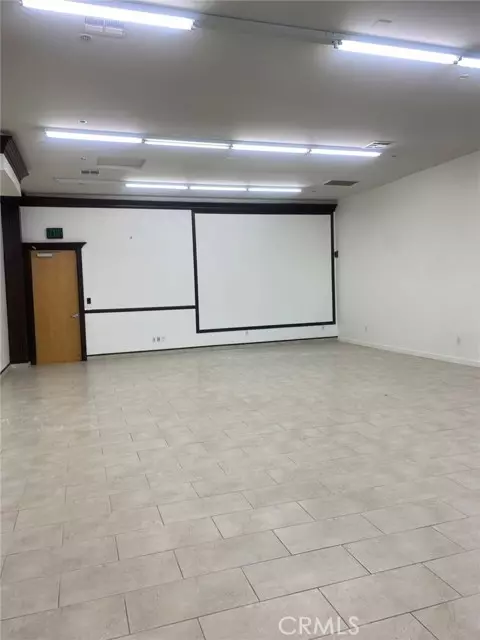 Covina, CA 91723,211 N Citrus