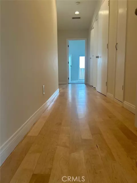 Los Angeles, CA 90066,12317 Navy Street