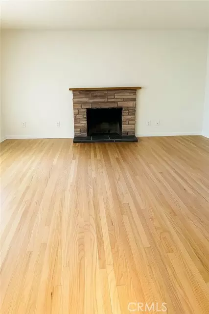 Corona, CA 92882,1511 S Main