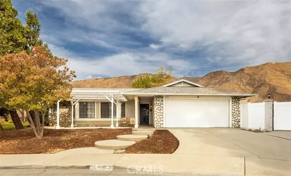 215 Yellowstone Court, San Jacinto, CA 92583