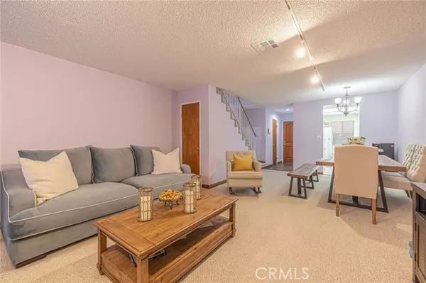 Glendale, CA 91202,1114 San Rafael #7