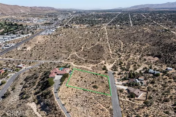 4444 Navajo Trail, Yucca Valley, CA 92284