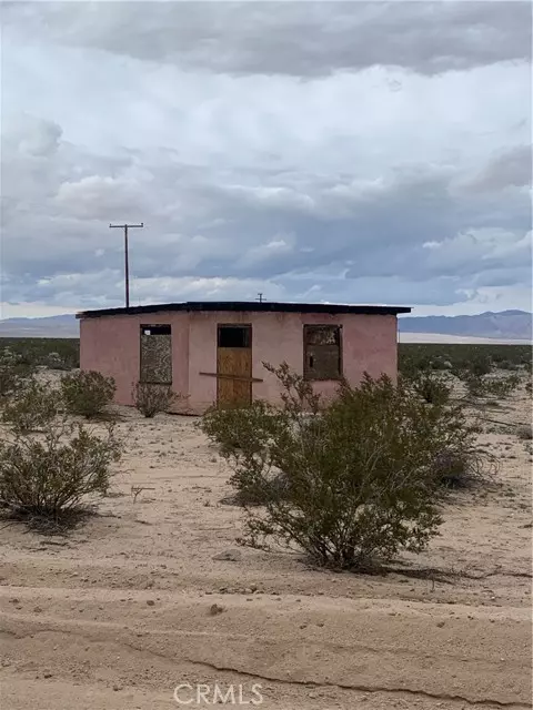 Twentynine Palms, CA 92277,1 Gemini Street