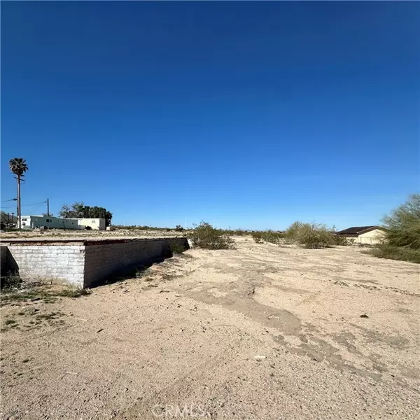 Twentynine Palms, CA 92277,6136 Adobe Road