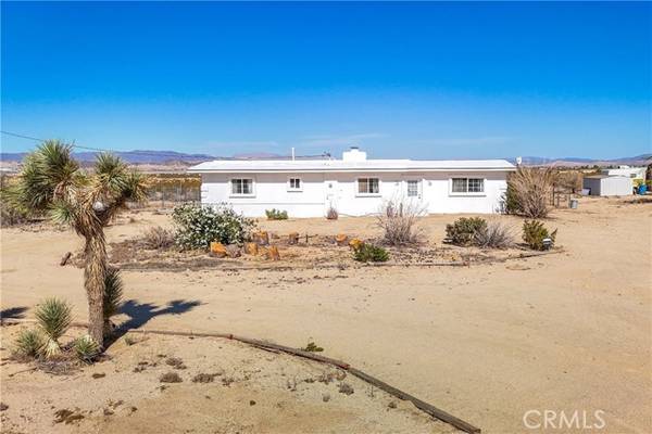 3025 Bluegrass Avenue, Twentynine Palms, CA 92277