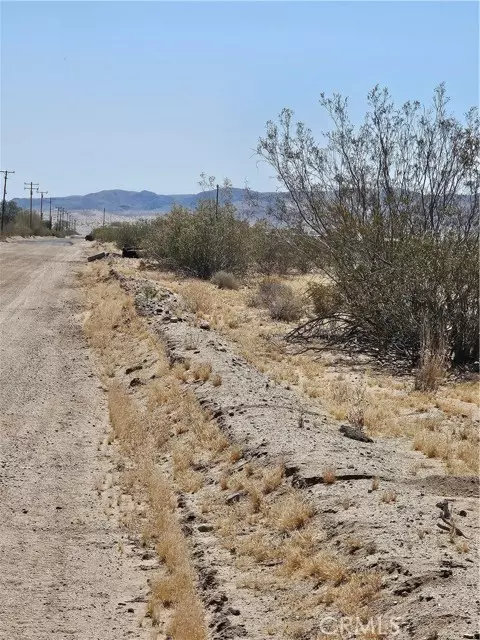 Joshua Tree, CA 92252,0 Sunflower Road