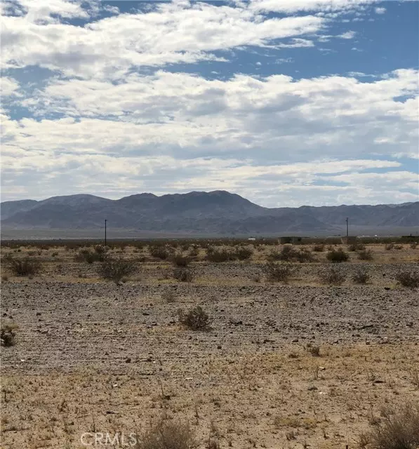 Twentynine Palms, CA 92277,62718123 AMBOY RD BETWEEN PARKER RD & MASON DR