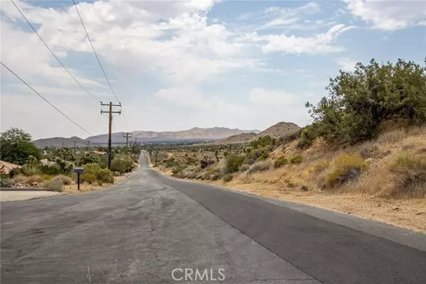 Yucca Valley, CA 92284,55700 Golden Bee Drive