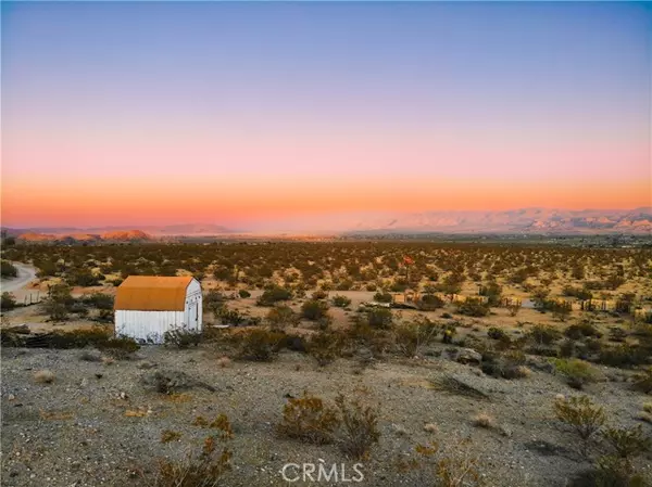 Joshua Tree, CA 92252,4195 Avenida Del Sol