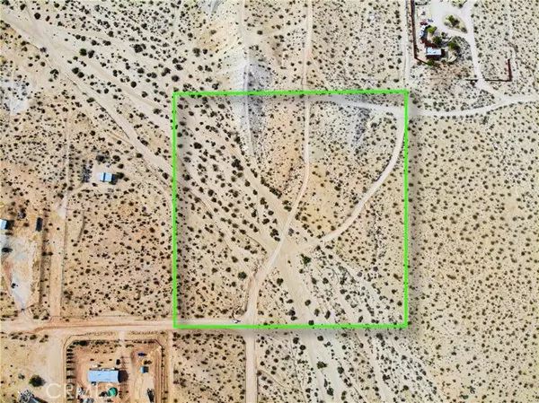 Joshua Tree, CA 92252,4195 Avenida Del Sol