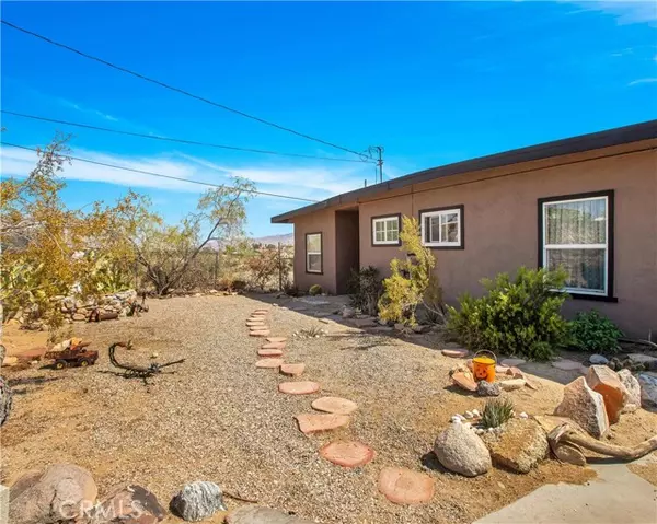 Joshua Tree, CA 92252,61961 Aster Place