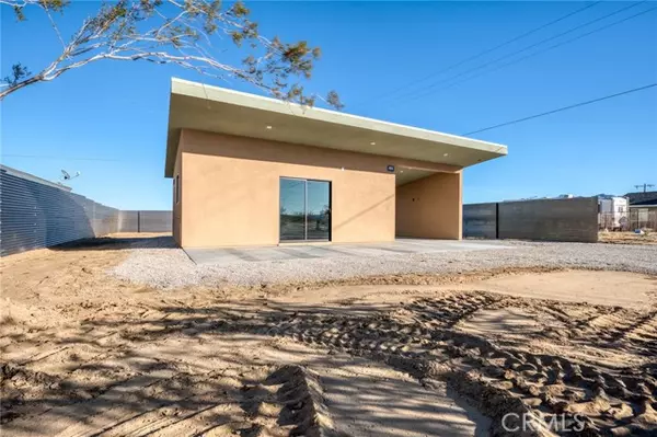 4955 1st Street, Joshua Tree, CA 92252