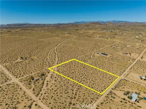 56300 Encantado Road, Landers, CA 92285