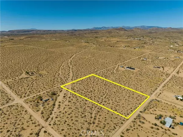 56300 Encantado Road, Landers, CA 92285