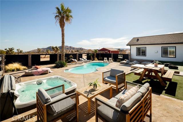 3773 Yucca Mesa Road, Yucca Valley, CA 92284