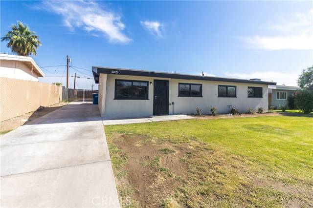 Needles, CA 92363,2025 Rio Vista