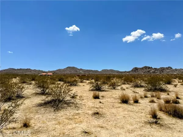 Joshua Tree, CA 92252,5 Sunfair Road