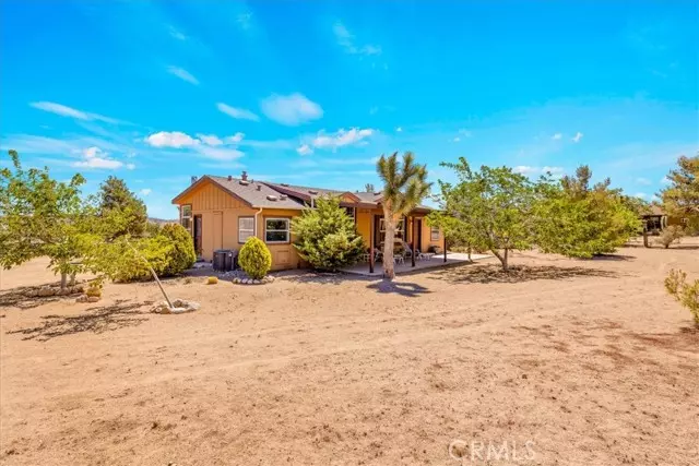 Pioneertown, CA 92268,5175 Tom Mix Road