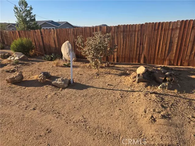 55560 Massachusets Avenue, Landers, CA 92285